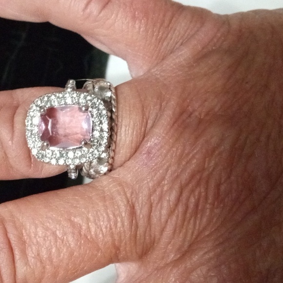 Ring - Picture 3 of 3